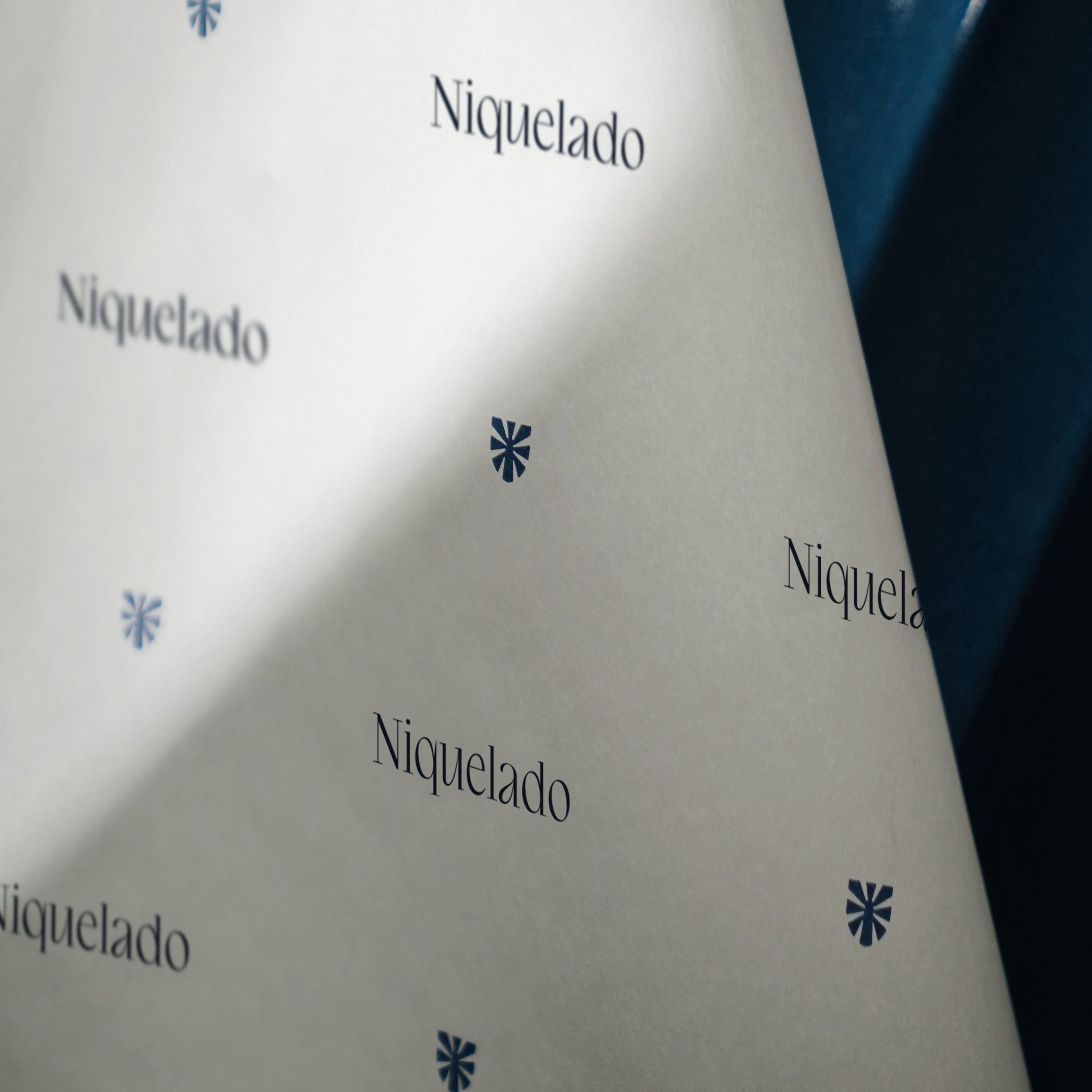 Papel regalo personalizado
