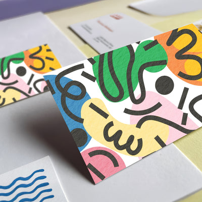 Tarjetas de presentación con papel reciclado